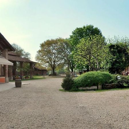 Agriturismo Cascina Selva Bed & Breakfast Ozzero Eksteriør bilde