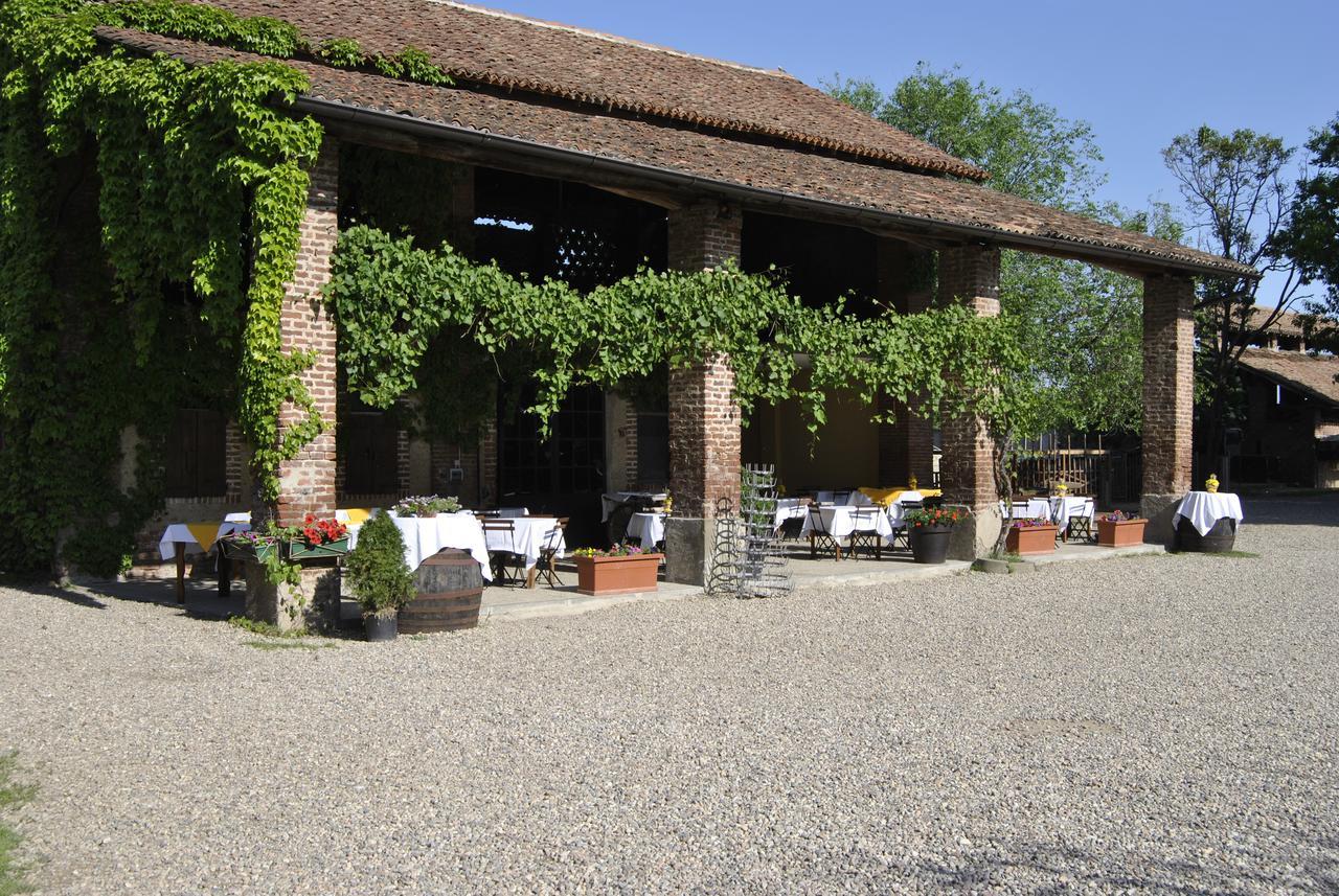 Agriturismo Cascina Selva Bed & Breakfast Ozzero Eksteriør bilde