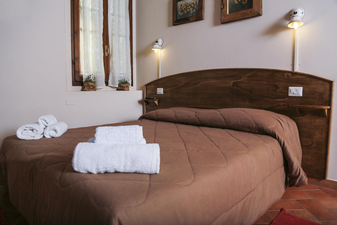 Agriturismo Cascina Selva Bed & Breakfast Ozzero Eksteriør bilde